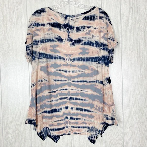 Young Fabulous & Broke | Pink & Navy Blue Tie Dye V-Neck Short Sleeve Size Large - Picture 2 of 12
